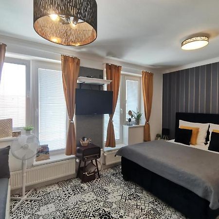 Palffy Apartment บราติสลาวา ภายนอก รูปภาพ